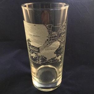 Engraved College Town Map Large Beer Glass 20 oz-Item 221/5137-23303 Personalized Engraved Drinkware Quality Glass Engraving