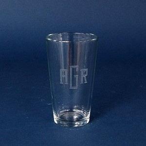 Engraved Mixing/Pint Glass - 16 oz - Item 212/GAG3960 Personalized Engraved Quality Glass Engraving